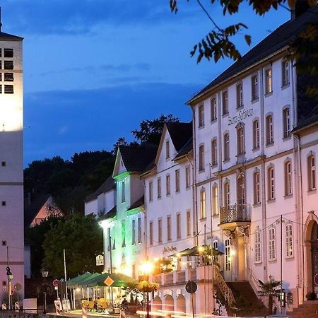 Historisches Hotel Zum Schwan Bad Karlshafen Bagian luar foto
