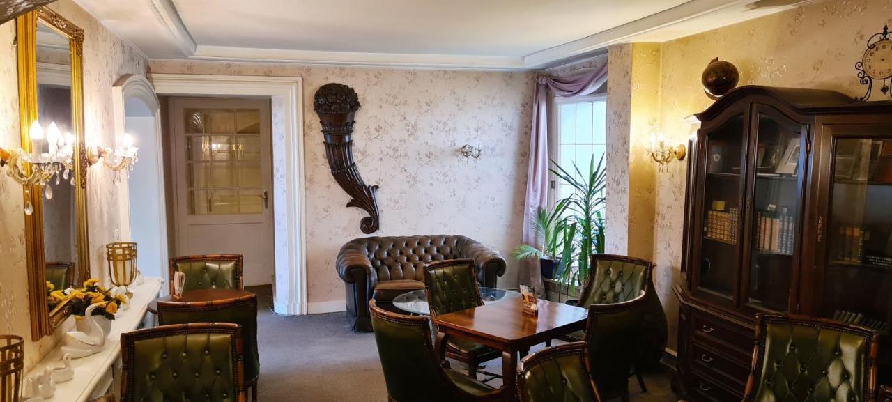 Historisches Hotel Zum Schwan Bad Karlshafen Bagian luar foto