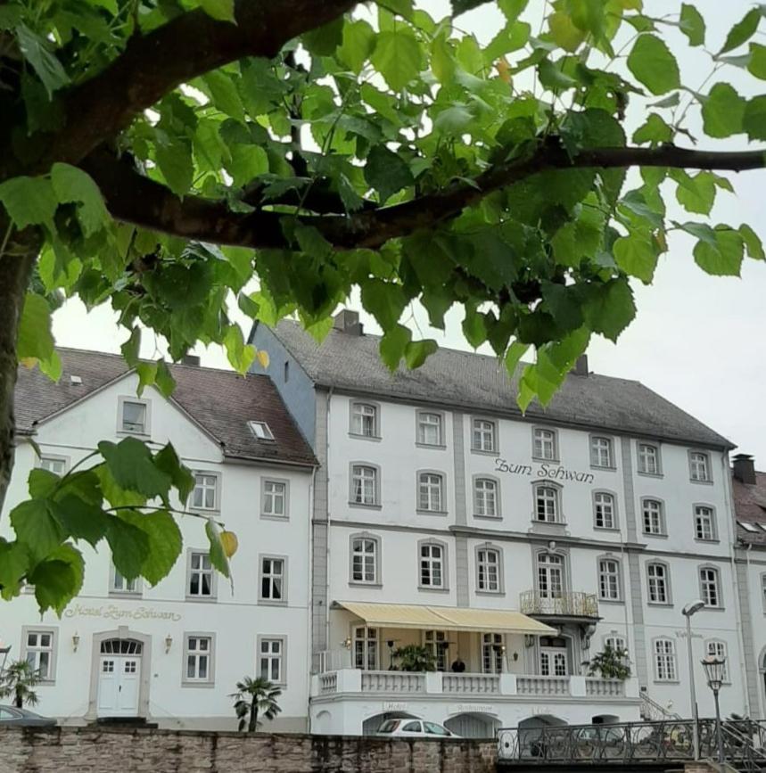 Historisches Hotel Zum Schwan Bad Karlshafen Bagian luar foto