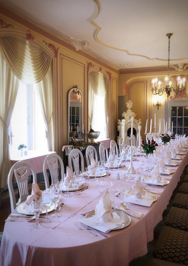 Historisches Hotel Zum Schwan Bad Karlshafen Bagian luar foto