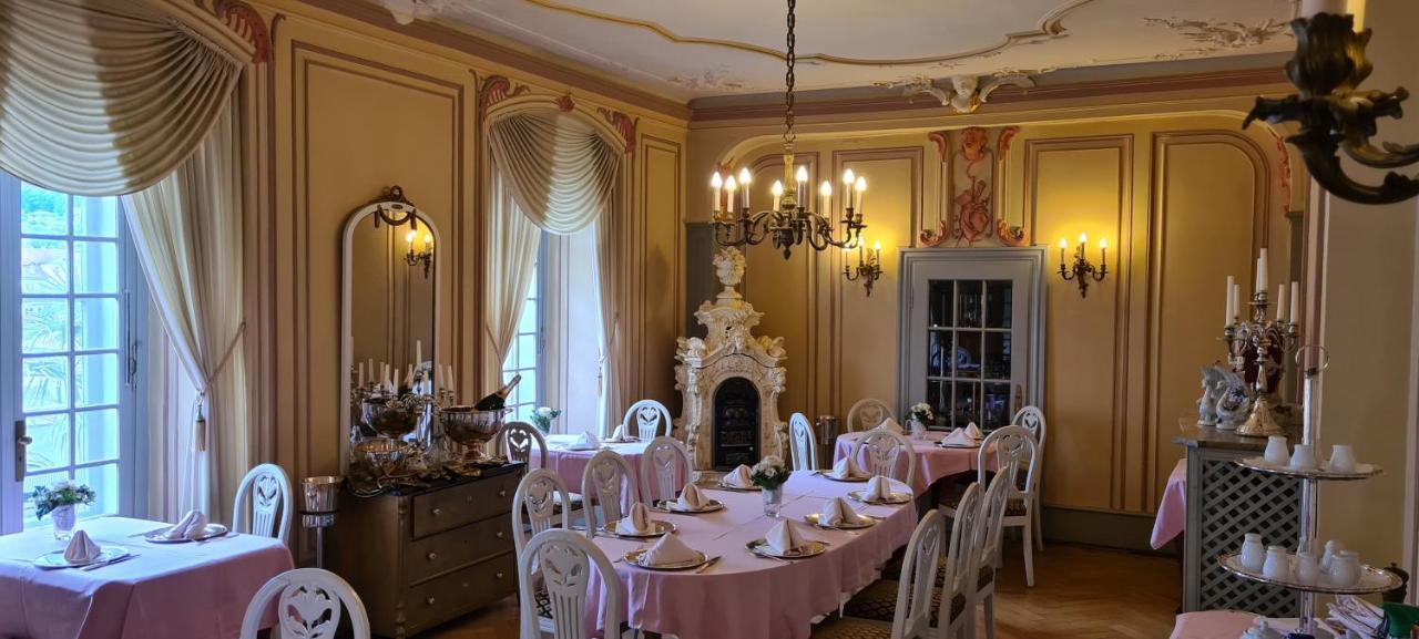 Historisches Hotel Zum Schwan Bad Karlshafen Bagian luar foto