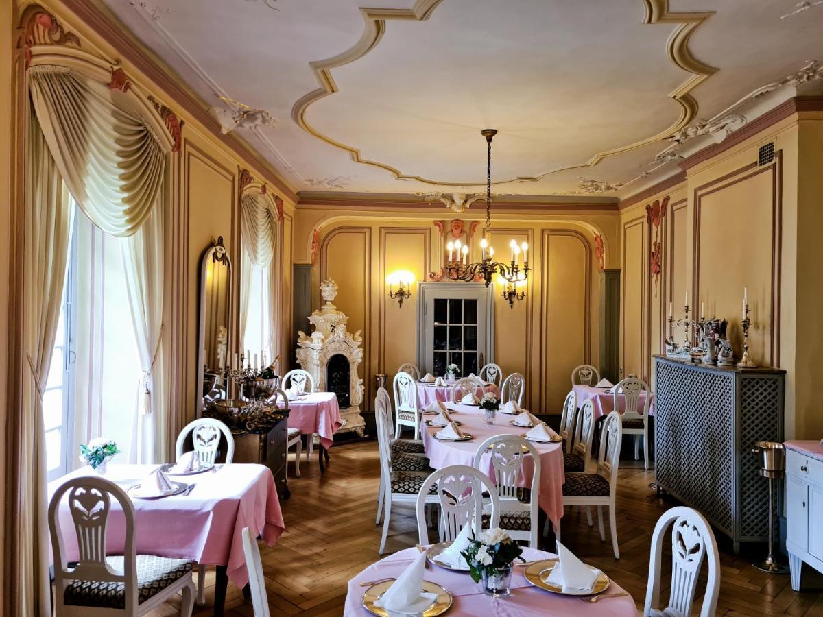 Historisches Hotel Zum Schwan Bad Karlshafen Bagian luar foto